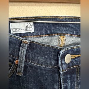 Gap 1969 legging jean sz 29r